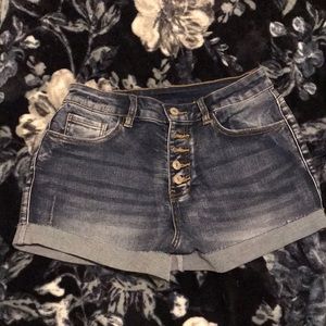 Brand new button up jean shorts from Amazon.